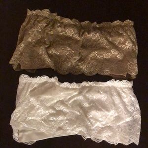 Set of lace strapless bandeaus
